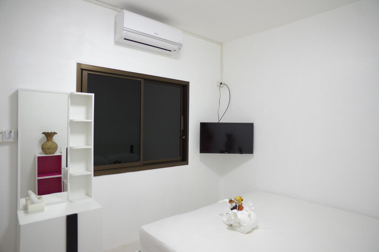 Donmueang Airport Residence Bangkok Exterior photo