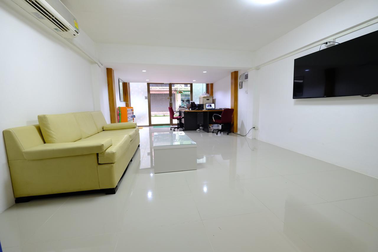 Donmueang Airport Residence Bangkok Exterior photo